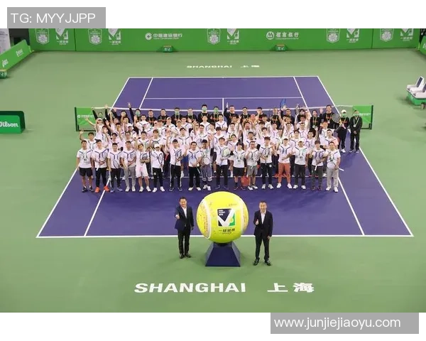 上海网球队在世界锦标赛中的默契配合与战术分析 上海网球队在世界锦标赛中的默契配合与战术分析