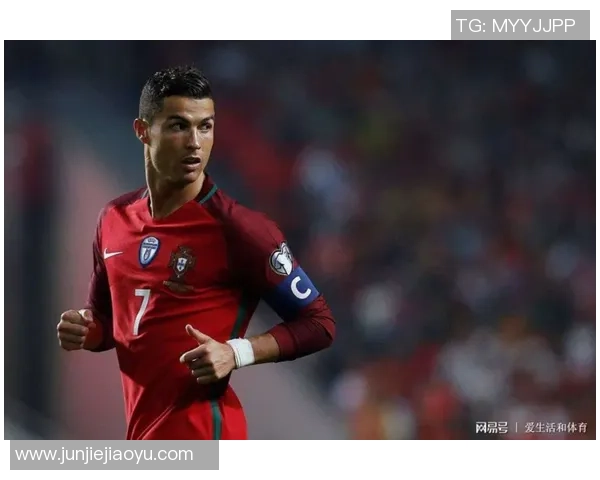 全球足球明星腹肌展示合集让你领略运动魅力与健美身材 全球足球明星腹肌展示合集让你领略运动魅力与健美身材