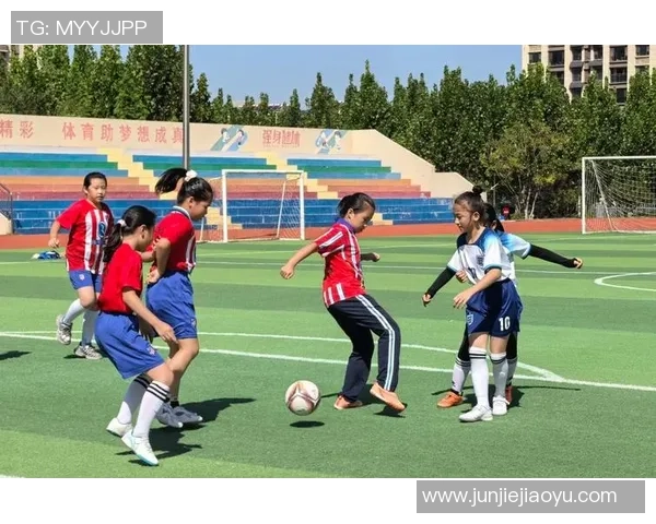 探索mk足球的魅力与发展潜力助力青少年足球梦想成真 探索mk足球的魅力与发展潜力助力青少年足球梦想成真