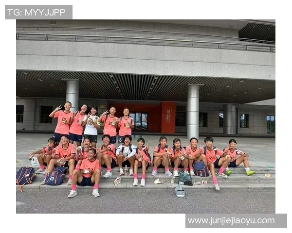 池州足球馆全新改造计划启动助力地方足球发展与青少年培养