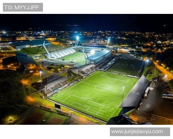 足球OLP引领新潮流探索球场战术与技术的完美结合