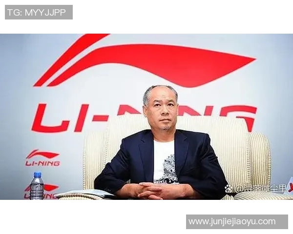 足球小张哥的传奇之路：从草根球员到职业联赛的奋斗故事